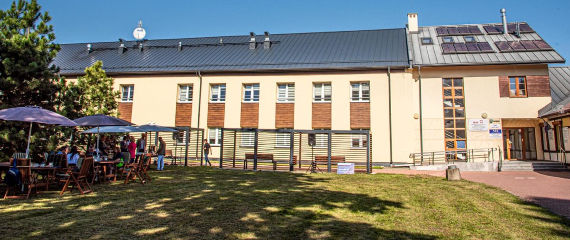 Budynek szpitala w Górnie