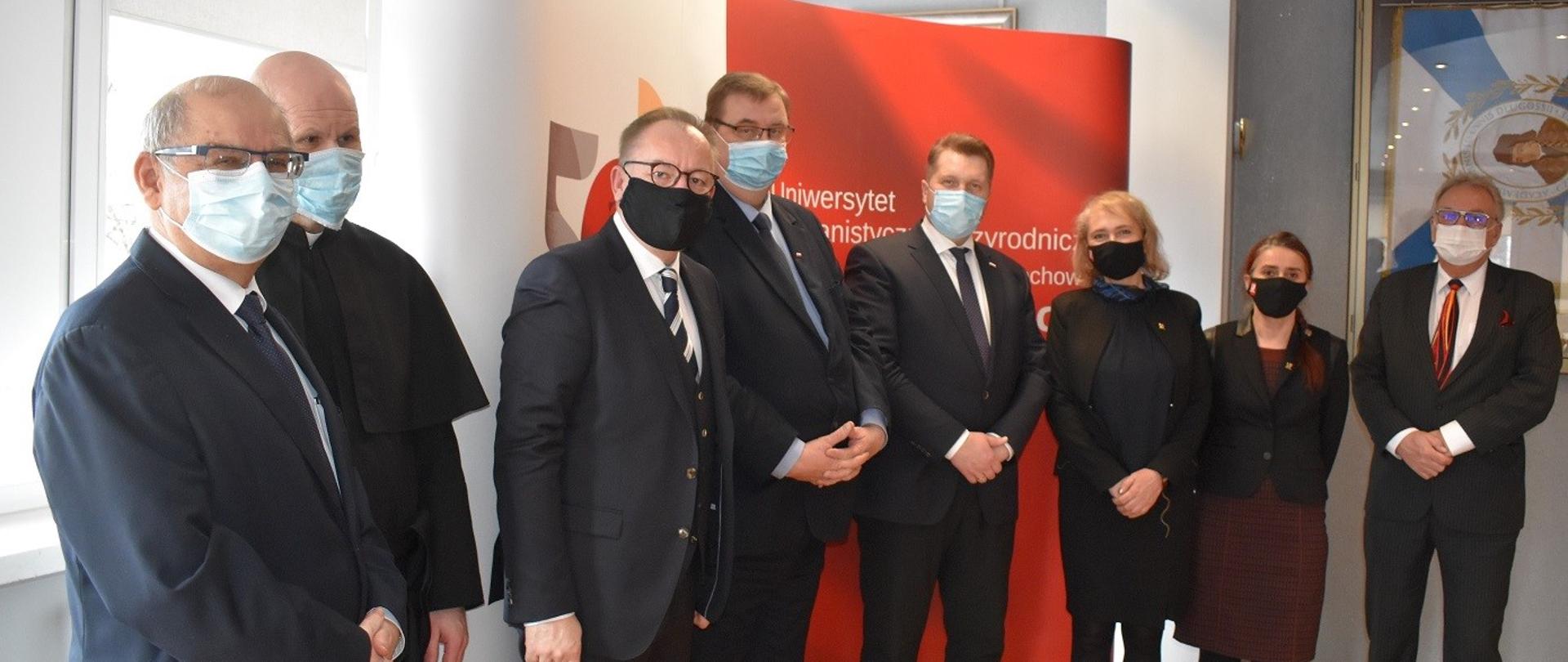 Zdjęcie z wizyty Ministra Edukacji i Nauki na Uniwersytet Humanistyczno-Przyrodniczym im. Jana Długosza