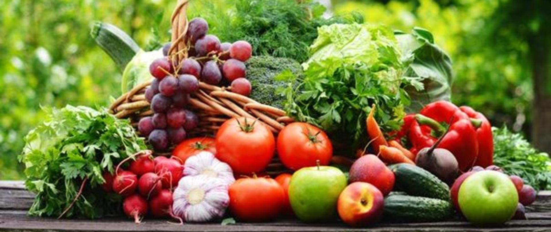 Sezonowe warzywa i owoce - lato
