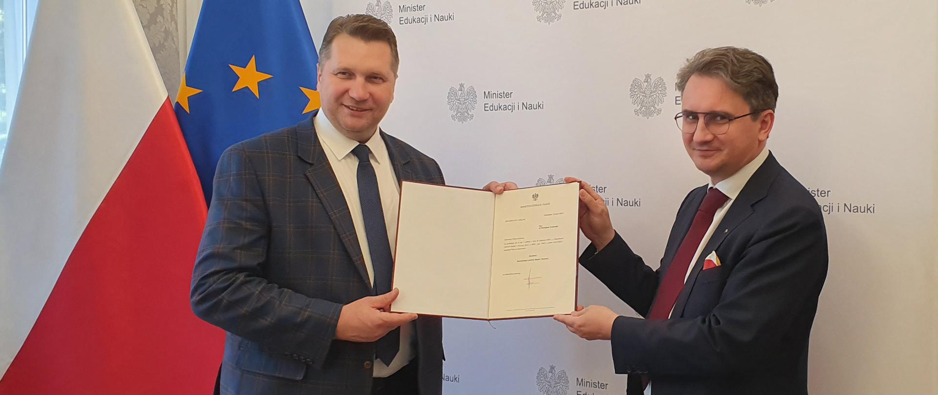 Powołanie-Dyrektora-Centrum-Minister-Przemysław-Czarnek-oraz-Dyrektor-Remigiusz-Kopoczek