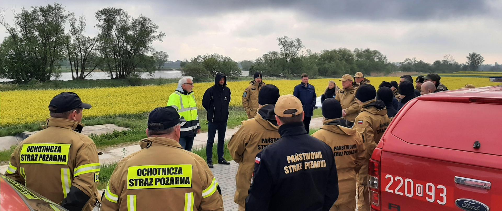 Terenowe ćwiczenia na terenie polderu Żelazna