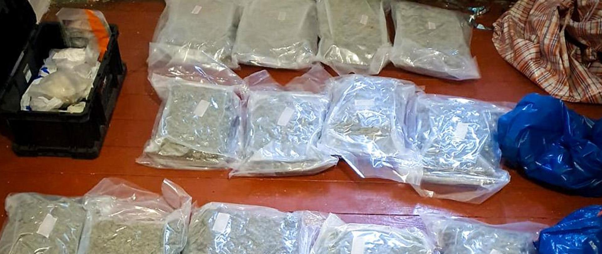 Podkarpacki pion PZ Prokuratury Krajowej skierował akt oskarżenia za handel, przemyt i produkcję znacznych ilości narkotyków