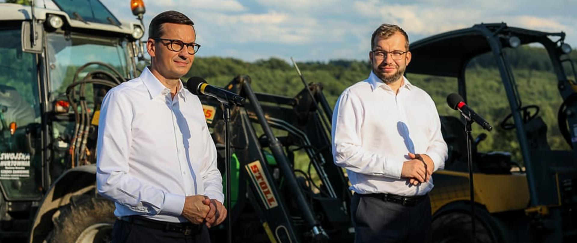 Wizyta ministra i premiera w gospodarstwach