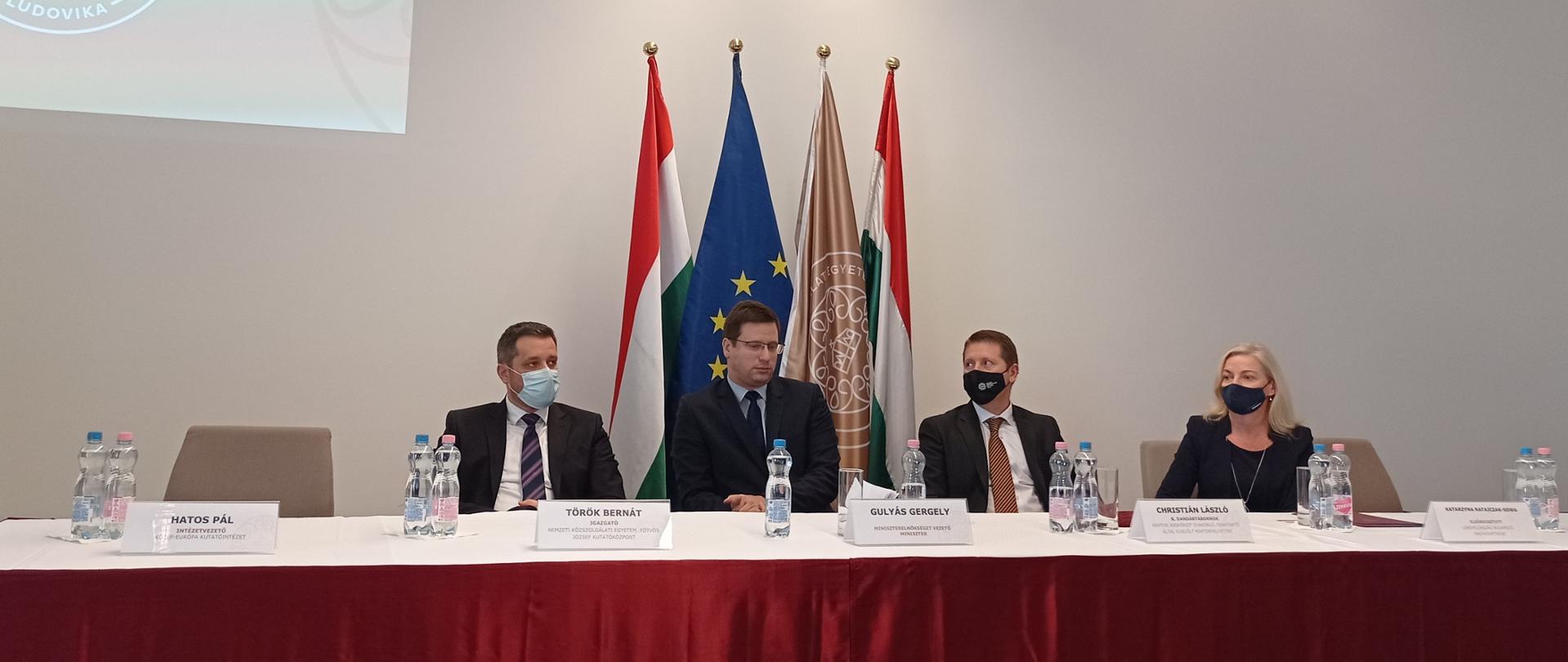 nemzetközi konferencia "40 éve vezették be a hadiállapotot Lengyelországban"