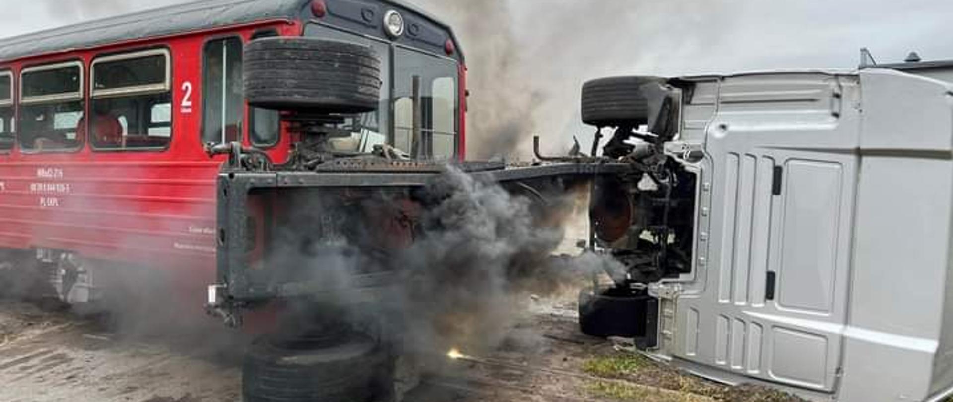 Dym, kolej, samochód ciężarowy, tory, chmury