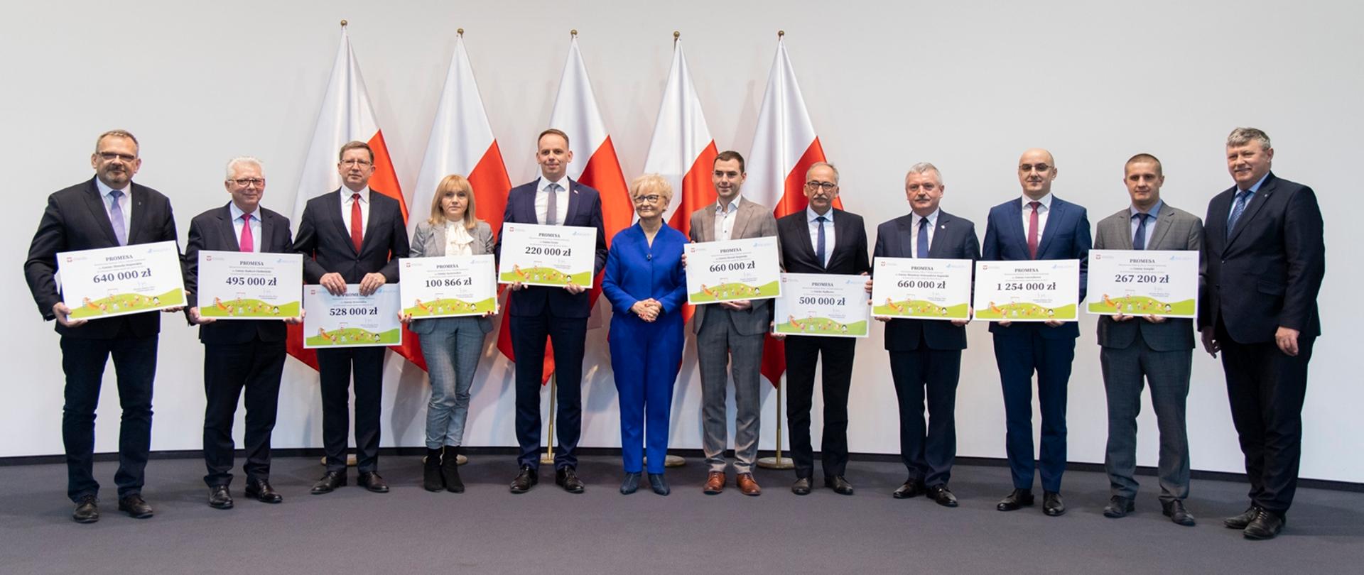 Samorządy z promesami. W województwie kujawsko-pomorskim powstaną nowe miejsca opieki nad maluchami 