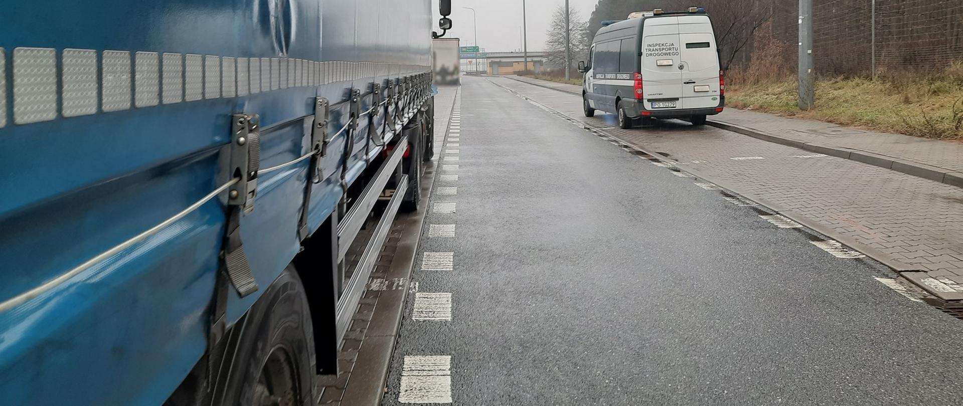 Uszkodzoną oponę od naczepy musiał wymienić litewski kierowca po kontroli wielkopolskich inspektorów