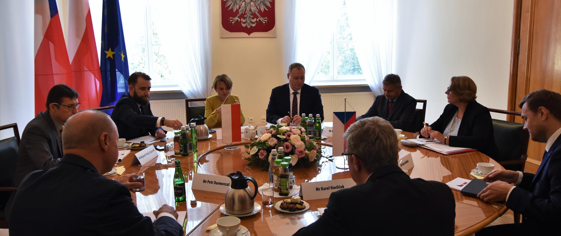 Wiceminister Tomasz Dąbrowski