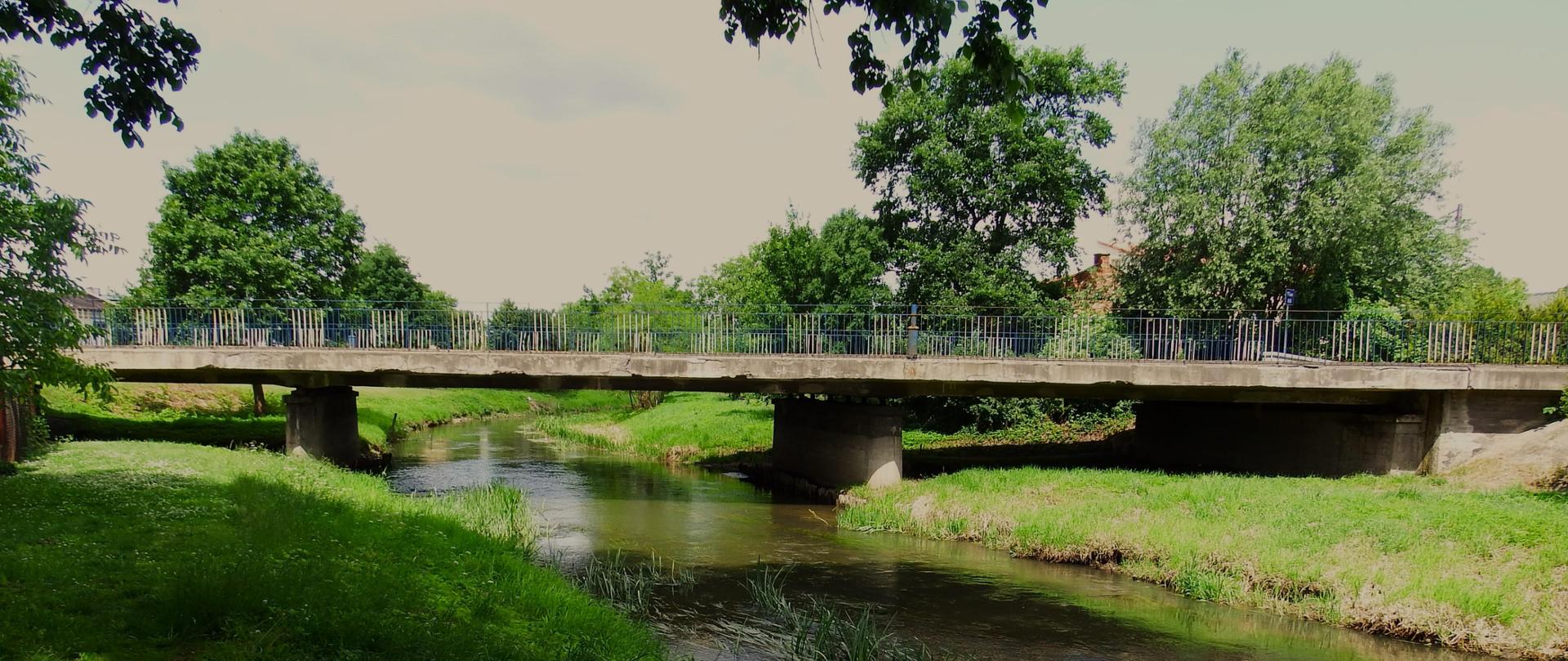 Fotografia istniejącego mostu na Pilicy w ciągu DK78 w Szczekocinach