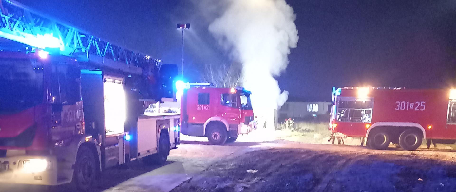 Pożar pustostanu przy ul. Malachitowej 