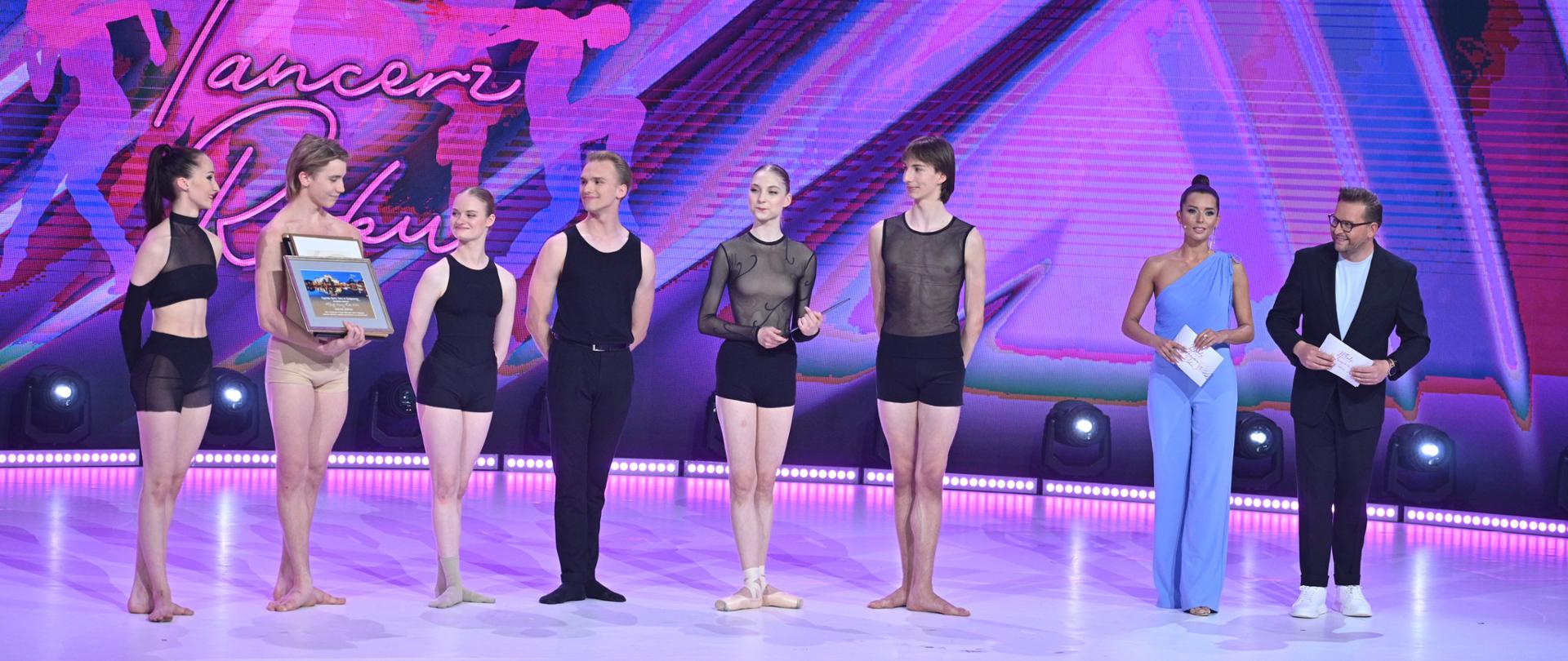 Młody Tancerz Roku 2023 - finał Jakub Kiryk, Marta Wrobel, Maciej Duda, Cezary Szlachta, Maria Grzymała, Klaudia Sarna