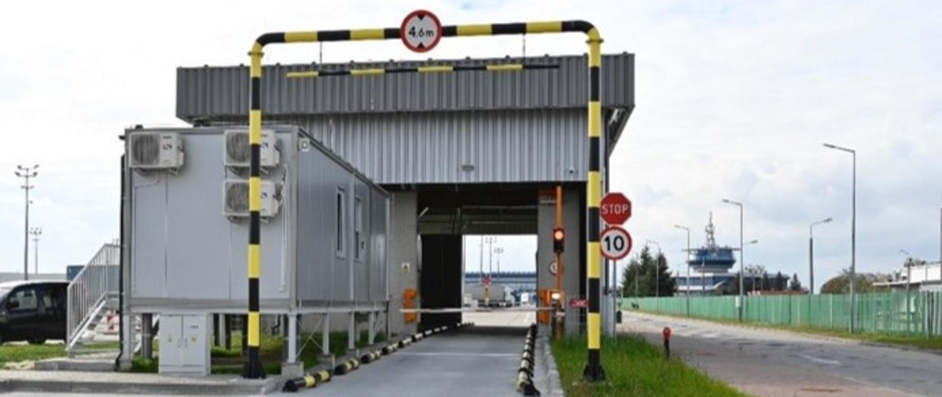 Budynek skanera RTG w Koroszczynie.