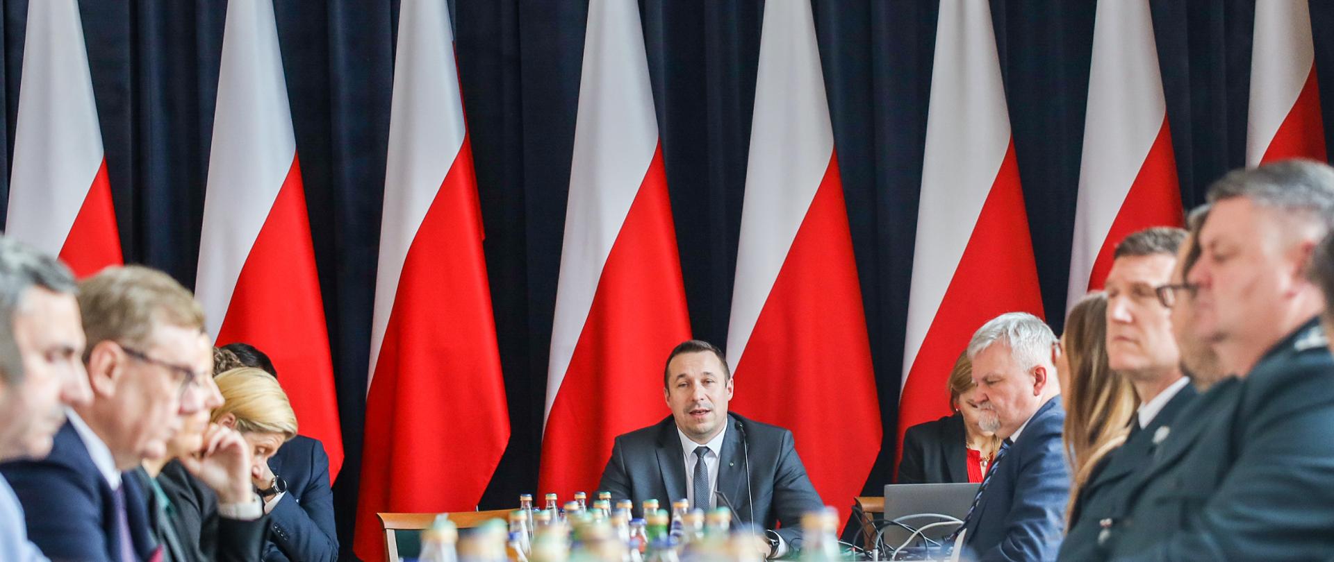 Pierwsze posiedzenie międzyresortowego Zespołu do spraw rozwiązania problemów na polsko-ukraińskiej granicy