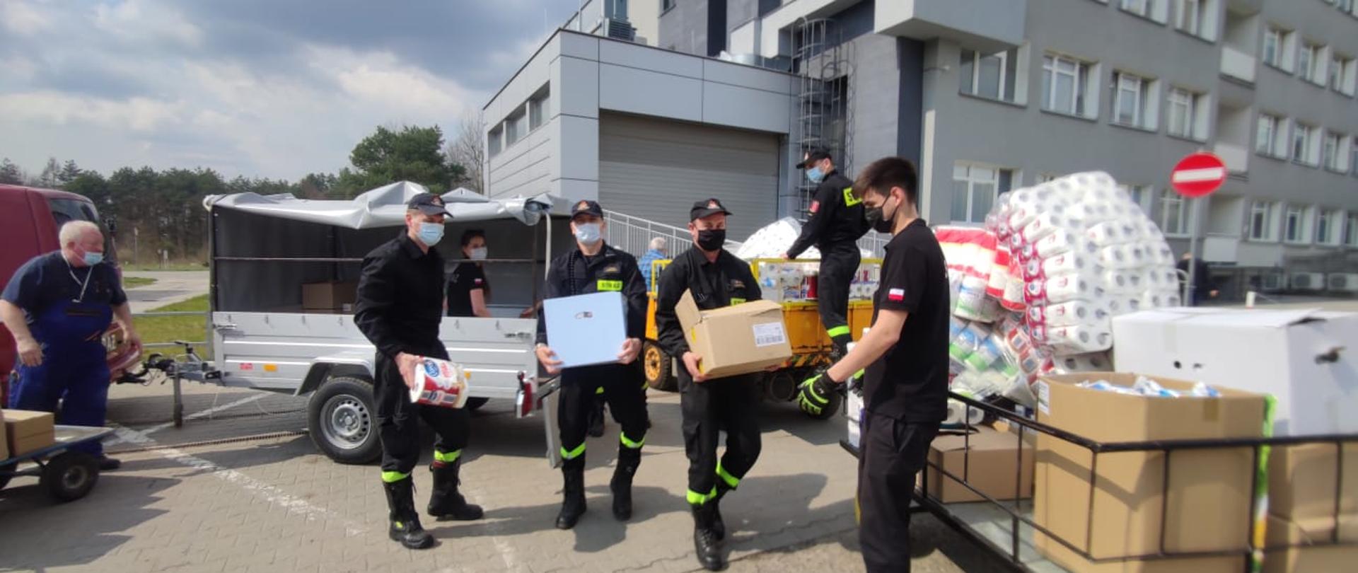 Przekazanie darów dla Szpitala im. Prof. S.T. Dąbrowskiego S.A. w Puszczykowie 