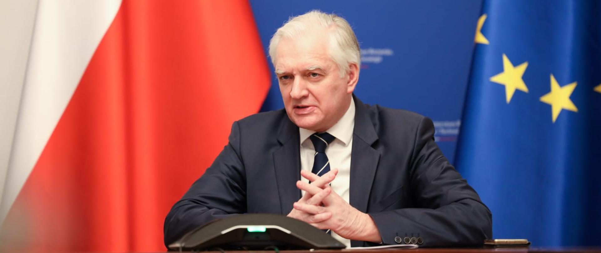 Wicepremier Jarosław Gowin wygłaszający przemówienie inauguracyjne podczas konferencji "Europa. Horyzont możliwości"