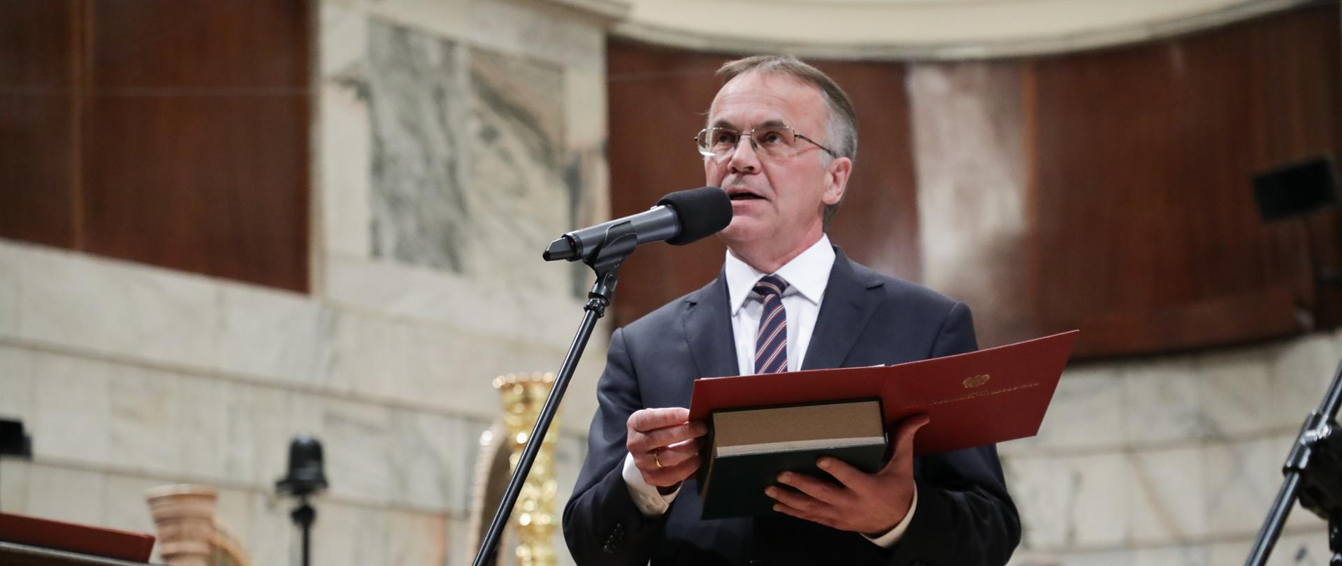 Złoty Medal „Zasłużony Kulturze Gloria Artis” dla Filharmonii Narodowej na zakończenie jubileuszowego 120. sezonu artystycznego, fot. Danuta Matloch