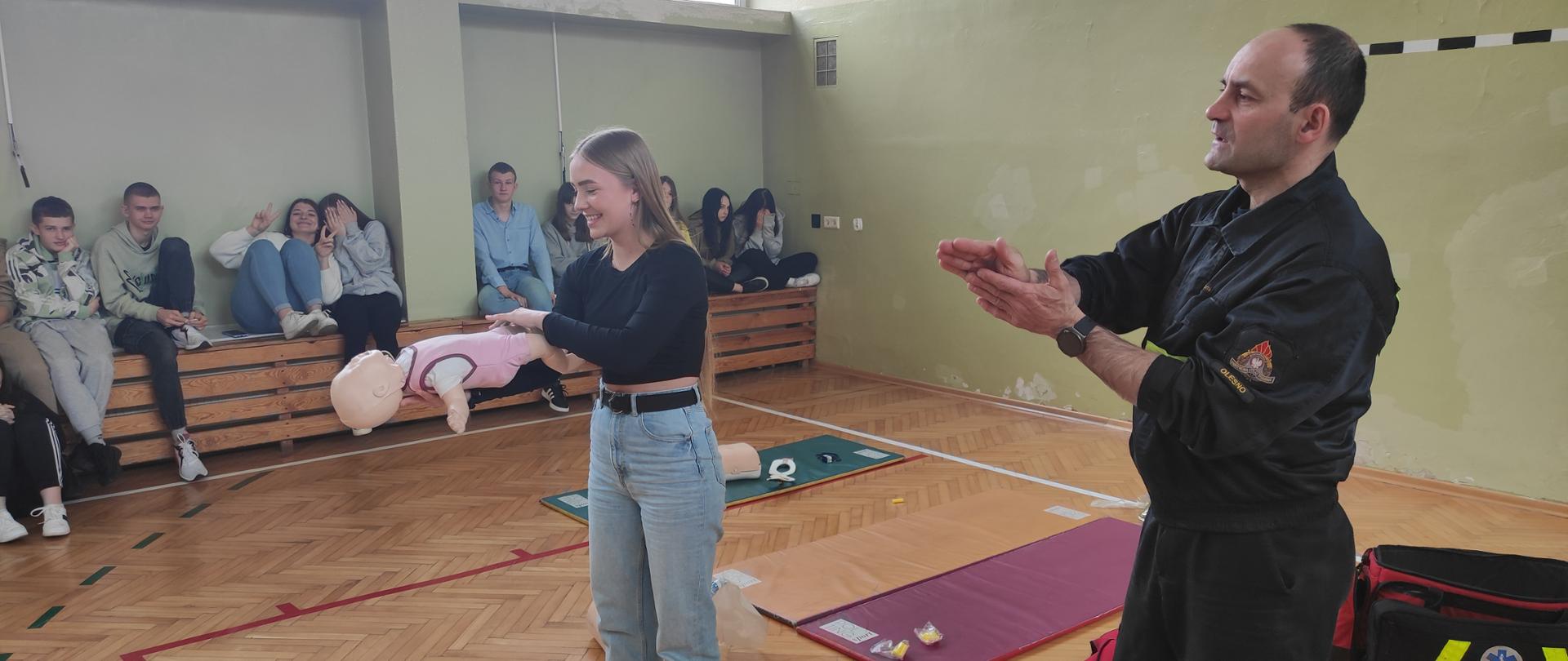 Udzielanie pierwszej pomocy