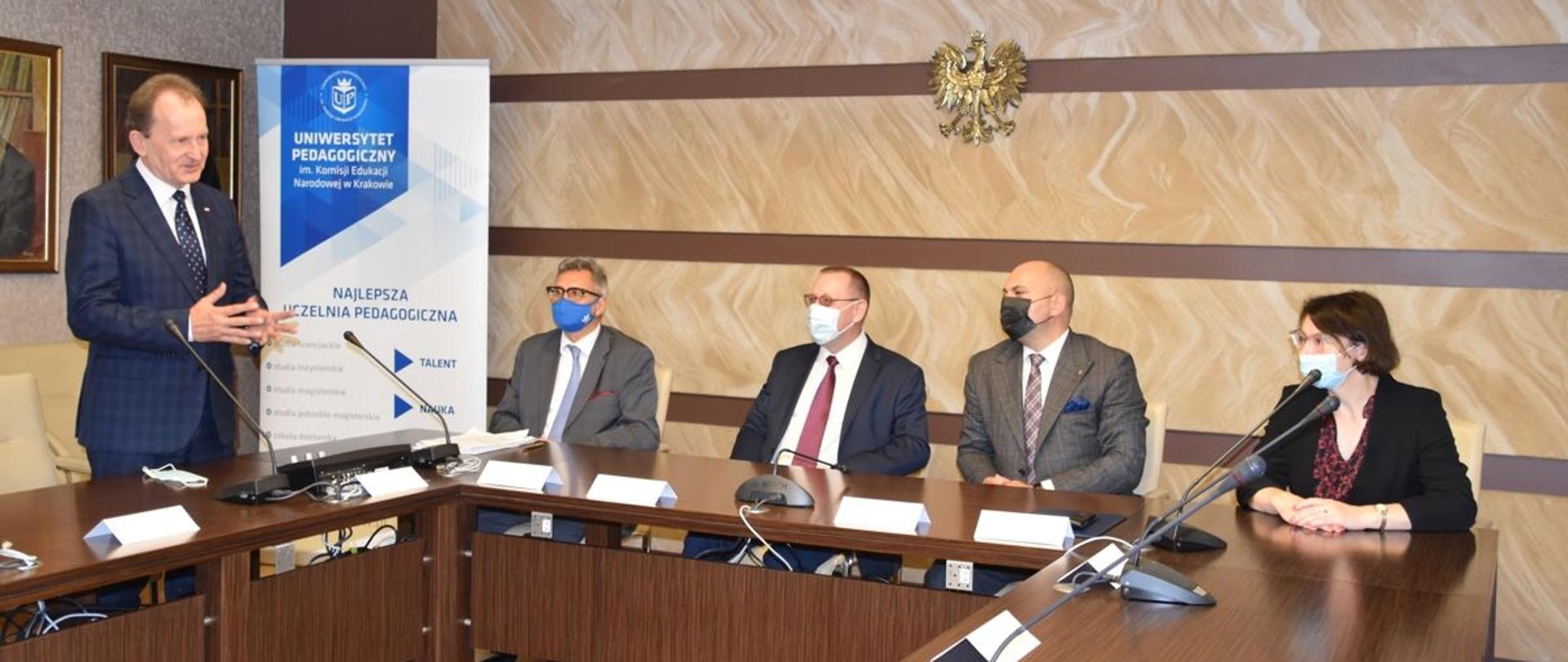 Nabycie Fortu Bronowice z udziałem Ministra Włodzimierza Bernackiego 