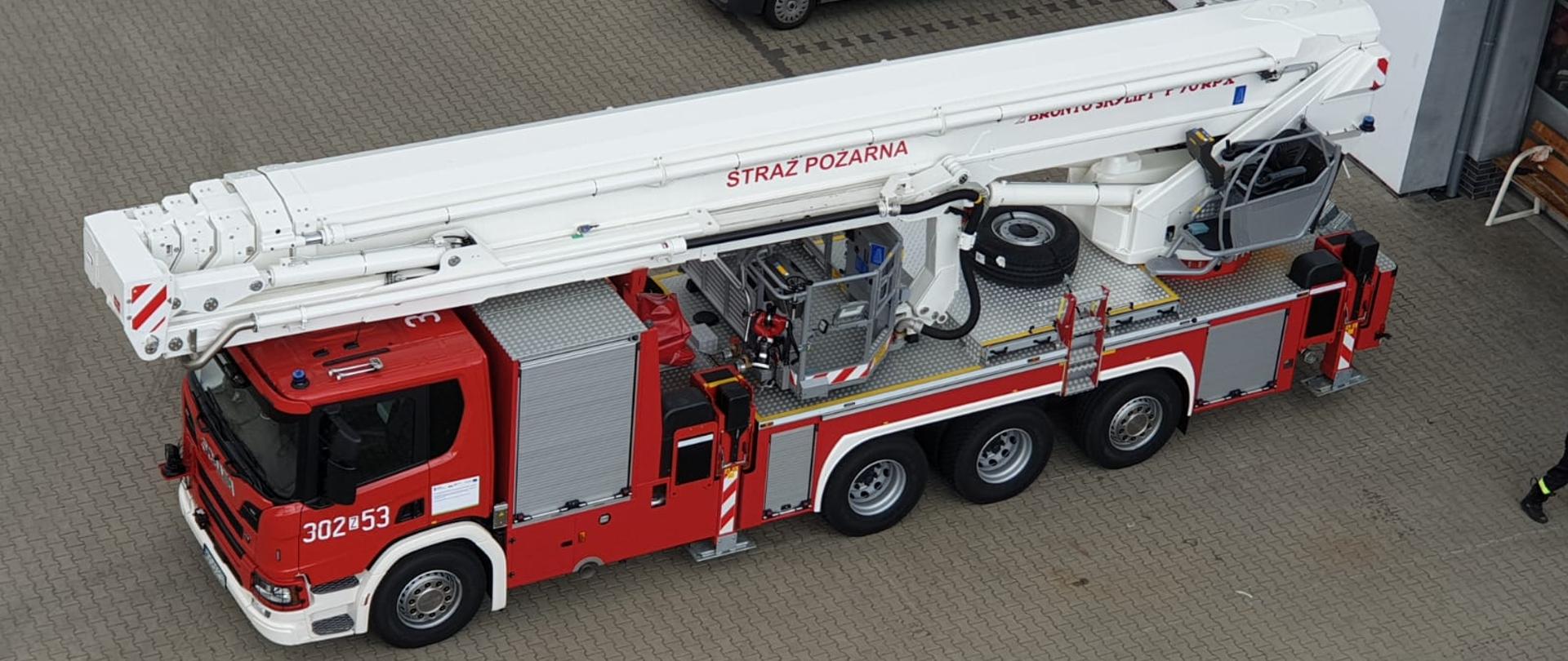 68 metrowy podnośnik na JRG 2