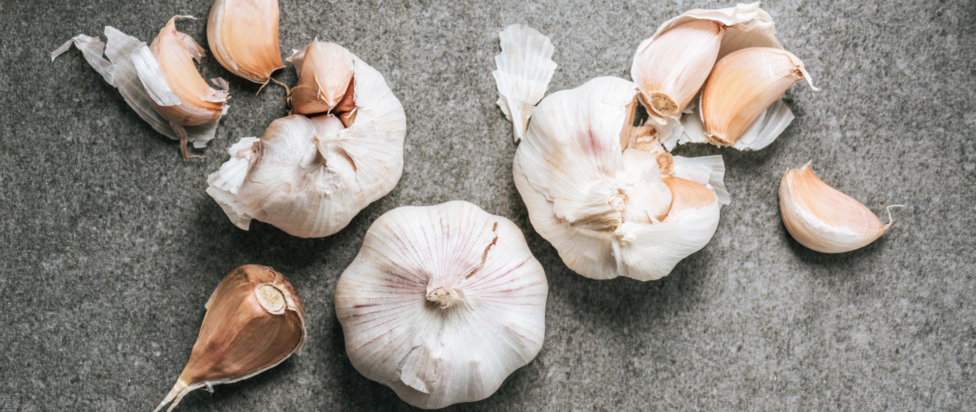 Na zdjęciu jest czosnek.