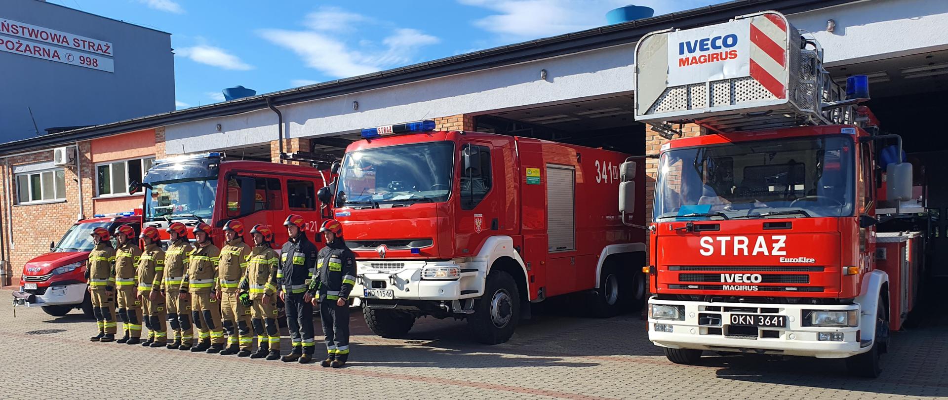 Powstanie warszawskie zbiórka strażaków