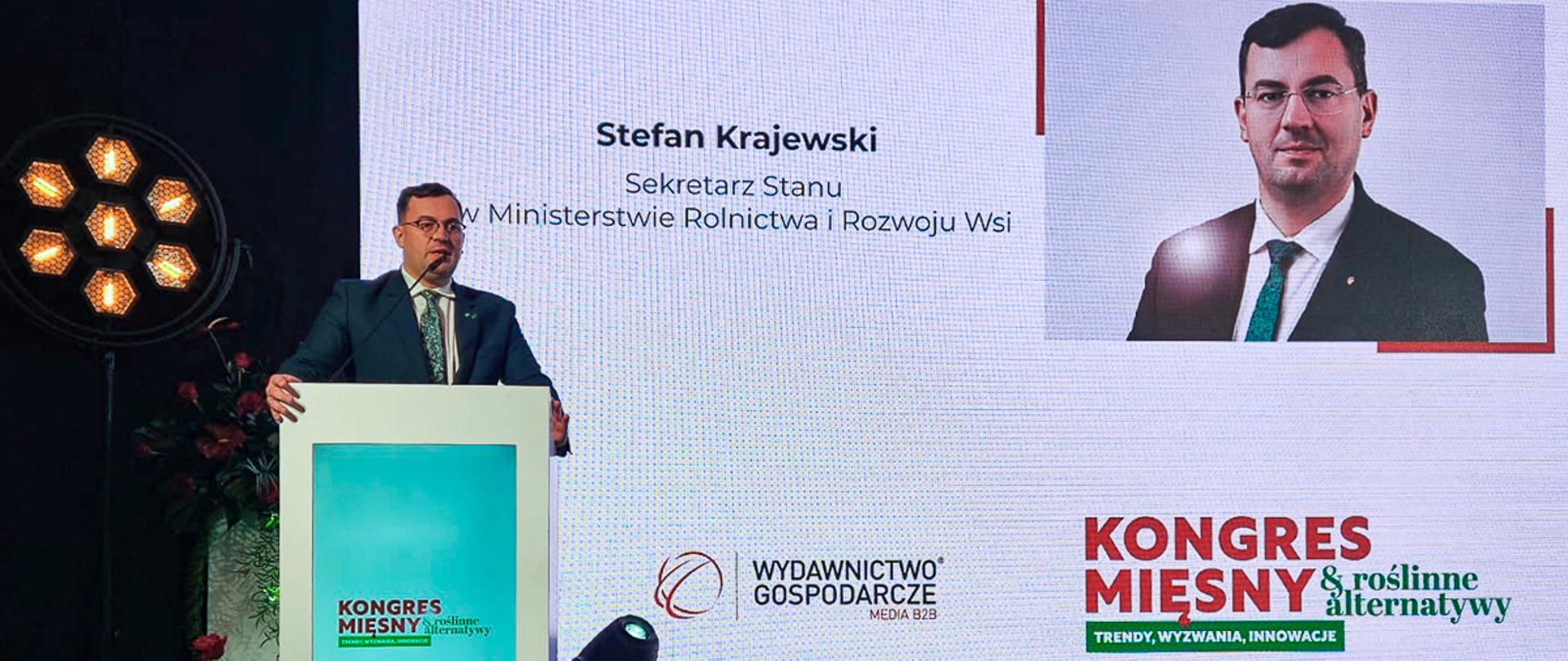 Wiceminister Stefan Krajewski zwraca się do zgromadzonych uczestników kongresu (fot. MRiRW)