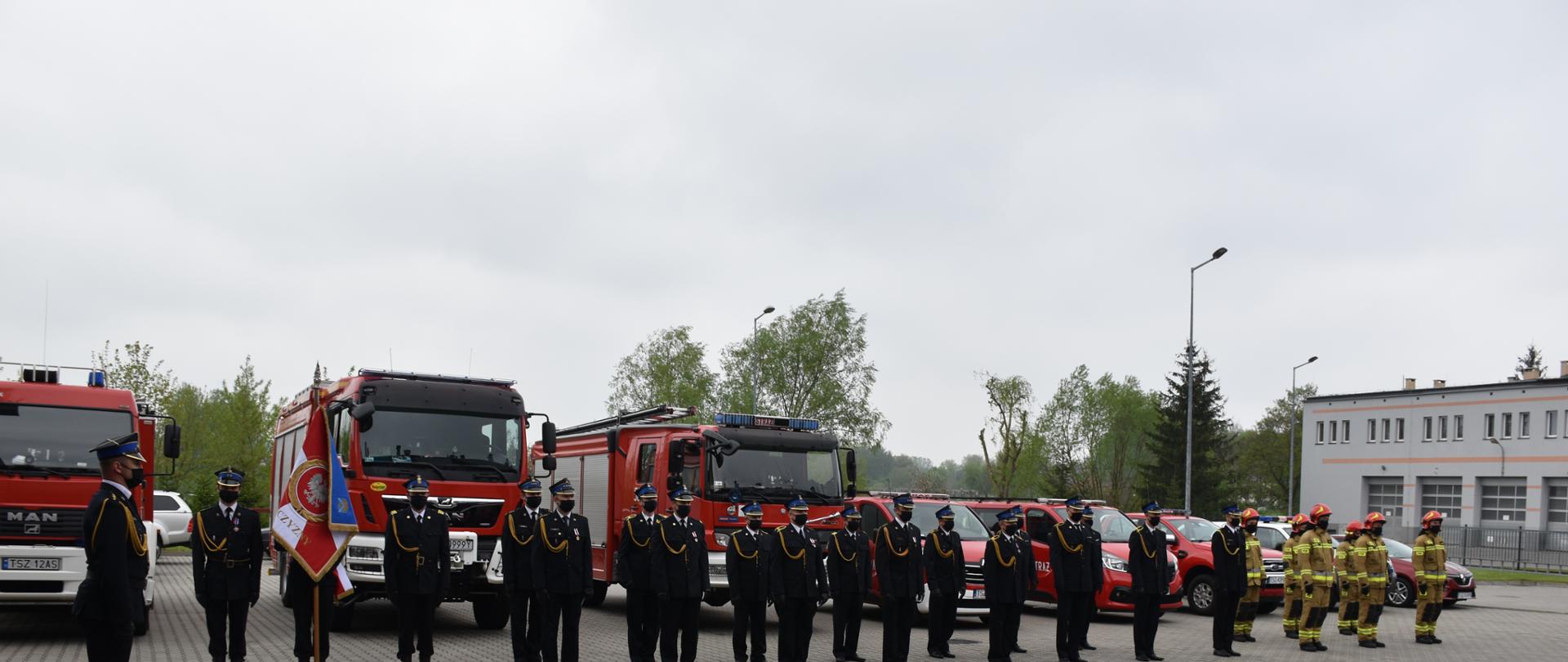 Powiatowe Obchody Dnia Strażaka w KP PSP Staszów 