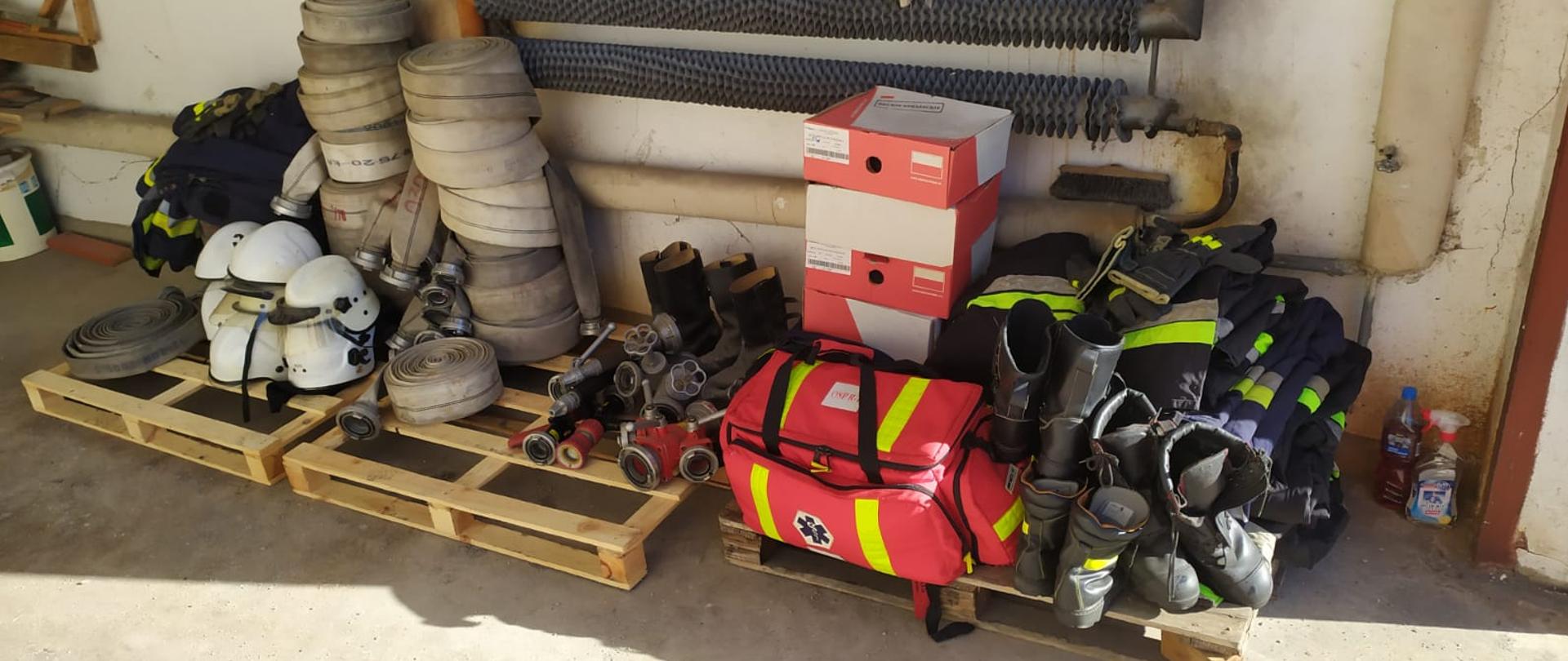 Widoczny sprzęt przekazany przez jednostki OSP dla Ukrainy