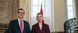 Premier Mateusz Morawiecki i premier Danii Mette Frederiksen w Kopenhadze podczas spotkania.