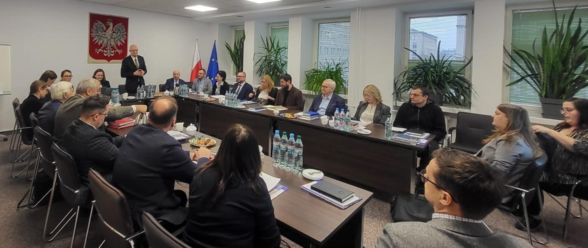 participants of the Spatial Information Infrastructure Council Meeting