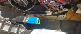 Pendrive z oprogramowaniem zakłócającym prawidłową pracę tachografu, ujawniony w ciężarówce skontrolowanej przez inspektorów Inspekcji Transportu Drogowego z Piotrkowa Trybunalskiego.