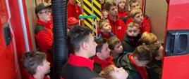 Wizyta młodych Adeptów pożarnictwa z Młodzieżowej Drużyny Pożarniczej Gościejewo oraz z Młodzieżowej Drużyny Pożarniczej Parkowo u strażaków z Jednostki Ratowniczo – Gaśniczej Państwowej Straży Pożarnej w Obornikach. 