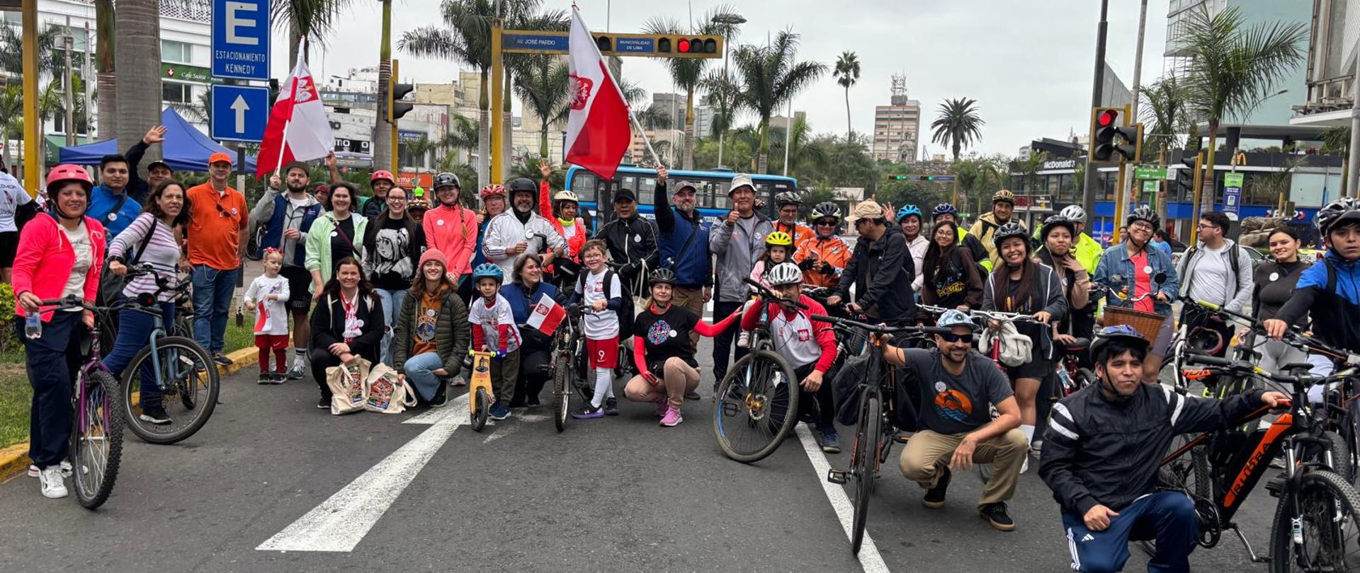 Paseo en bicicleta por el Día Mundial de la Bicicleta