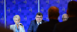 Wiceminister Tobiszowski podczas panelu dyskusyjnego „Bengal Zachodni. Współpraca polityczna i gospodarcza z Polską” 