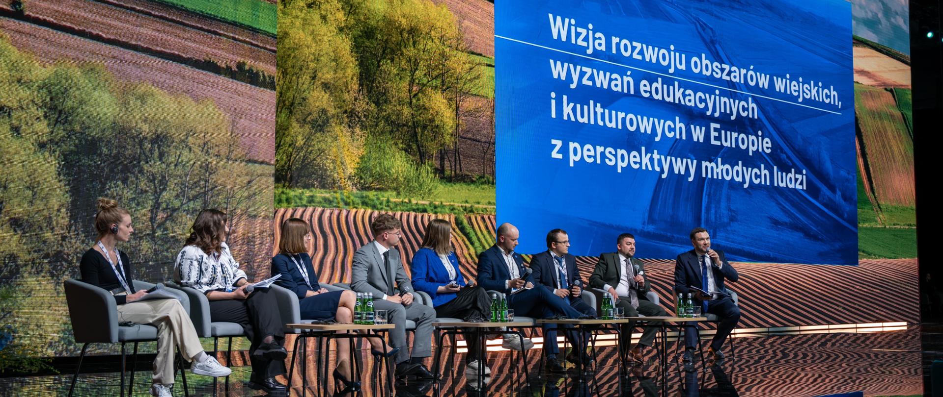 Panel "Wizja rozwoju obszarów wiejskich, wyzwań edukacyjnych i kulturowych w Europie z perspektywy młodych ludzi"