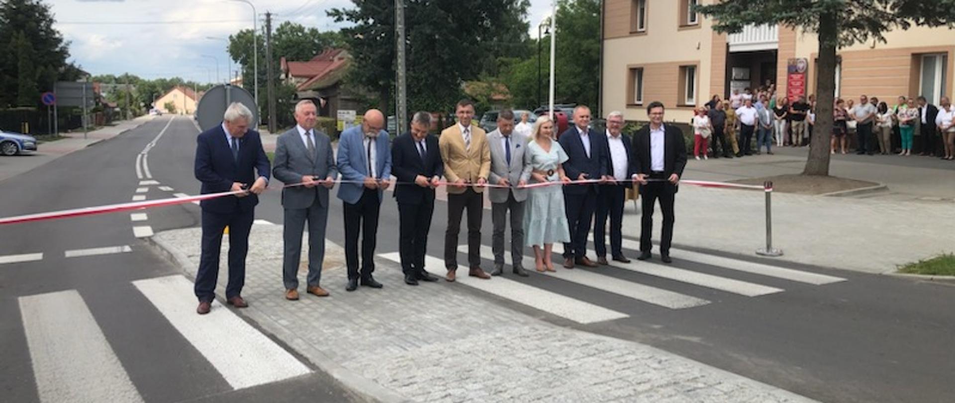 Gmina Wąsewo: Uroczyste otwarcie nowo przebudowanych dróg powiatowych