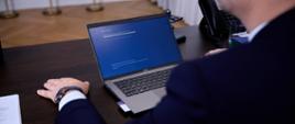 Dezinformacja? Pomyśl, zanim udostępnisz. W kryzysie prawda ratuje