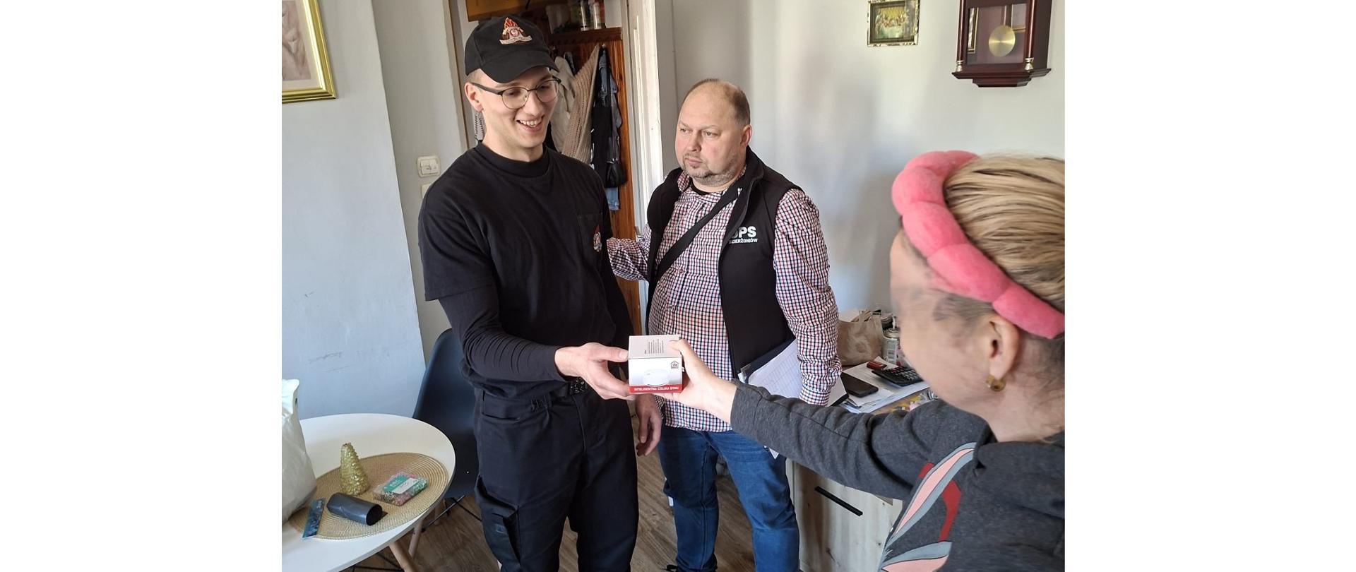 Czujki dymu i czadu dla mieszkańców powiatu dzierżoniowskiego