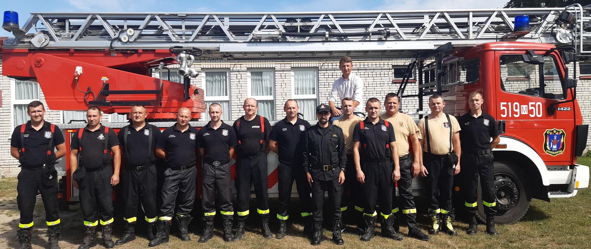 Szkolenie specjalistyczne kierowców-operatorów samochodów z drabiną mechaniczną