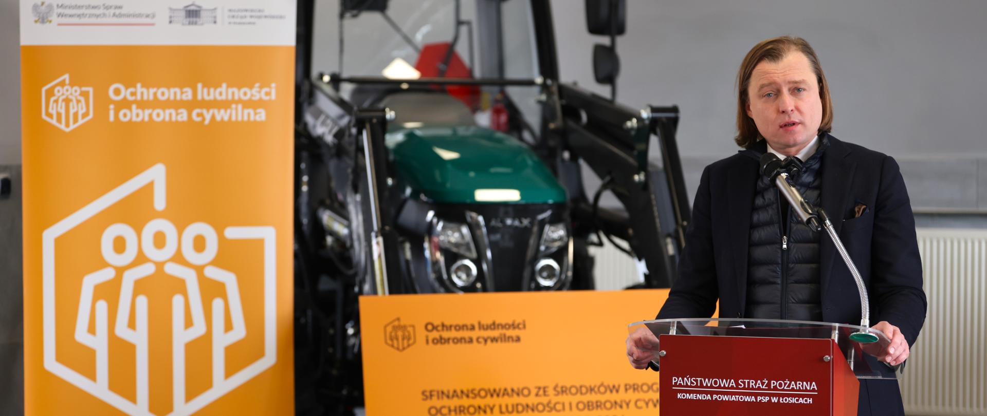 Na zdjęciu widać mężczyznę