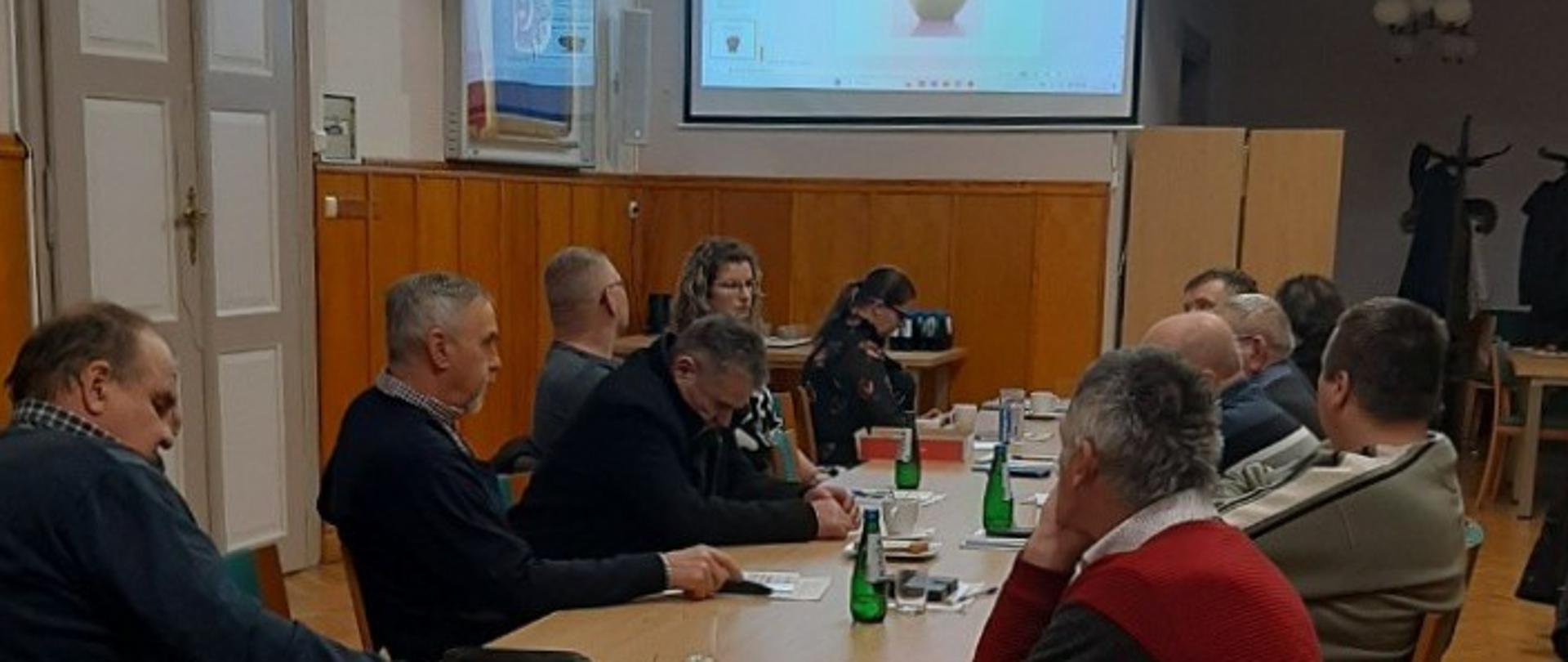 Uczestnicy szkolenia podczas wykładu w sali konferencyjnej