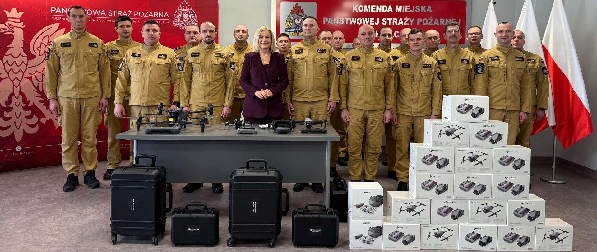 Zdjęcie grupowe uczestników spotkania