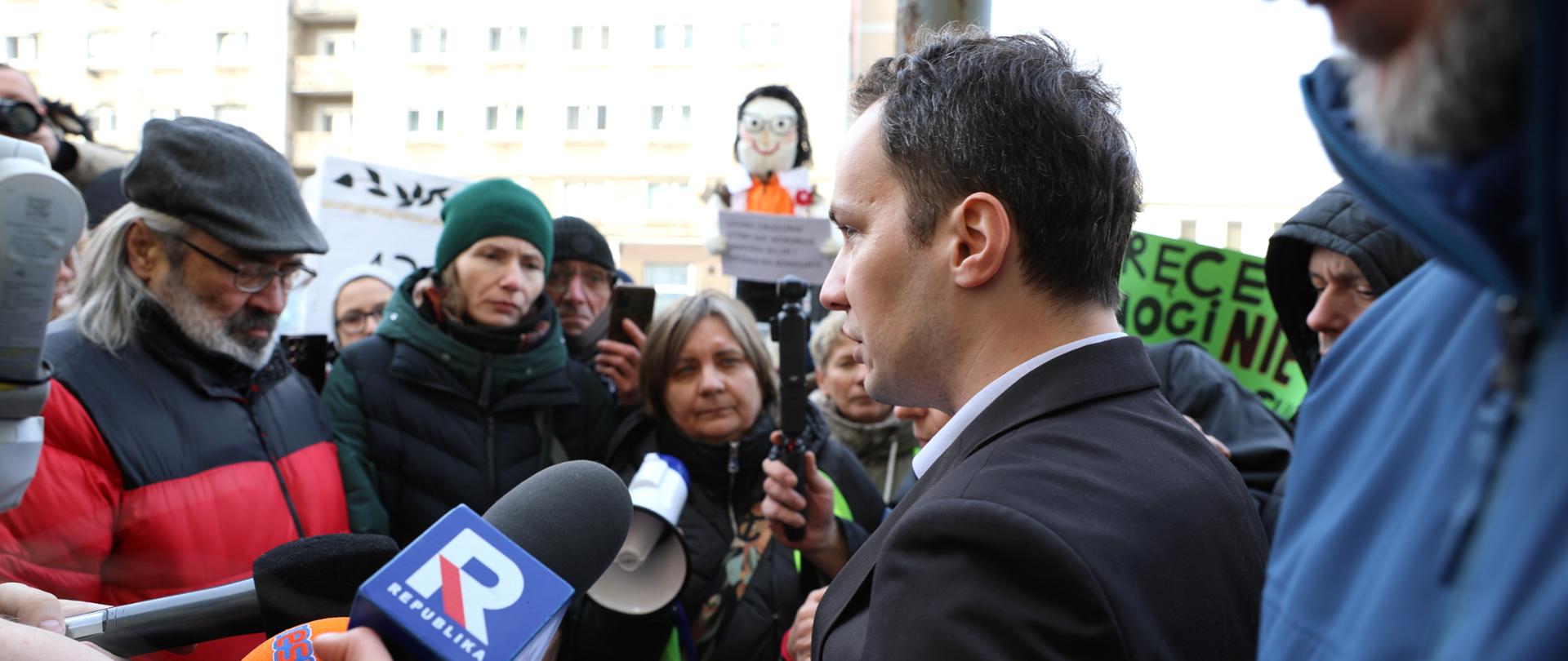 Protest rodziców dzieci z niepełnosprawnością 