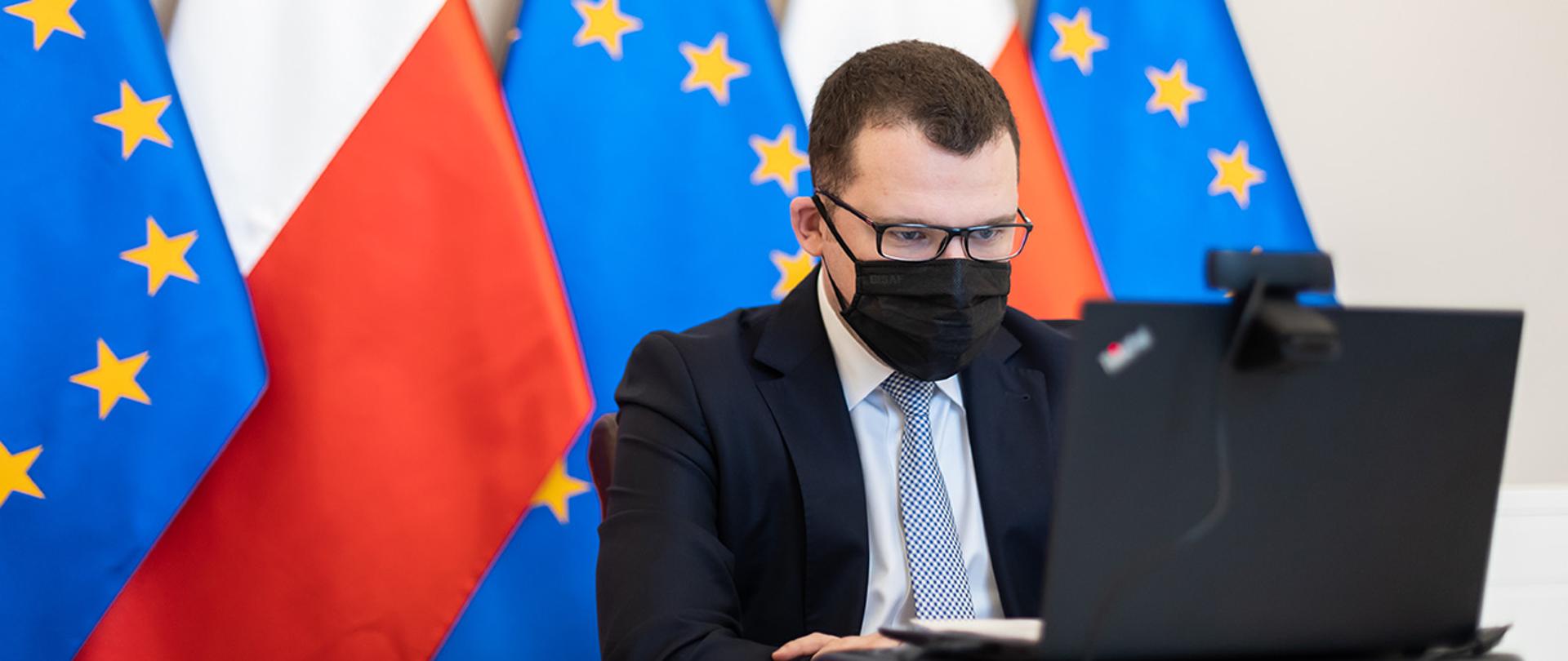 Na zdjęciu widać wiceministra Pawła Szefernakera.