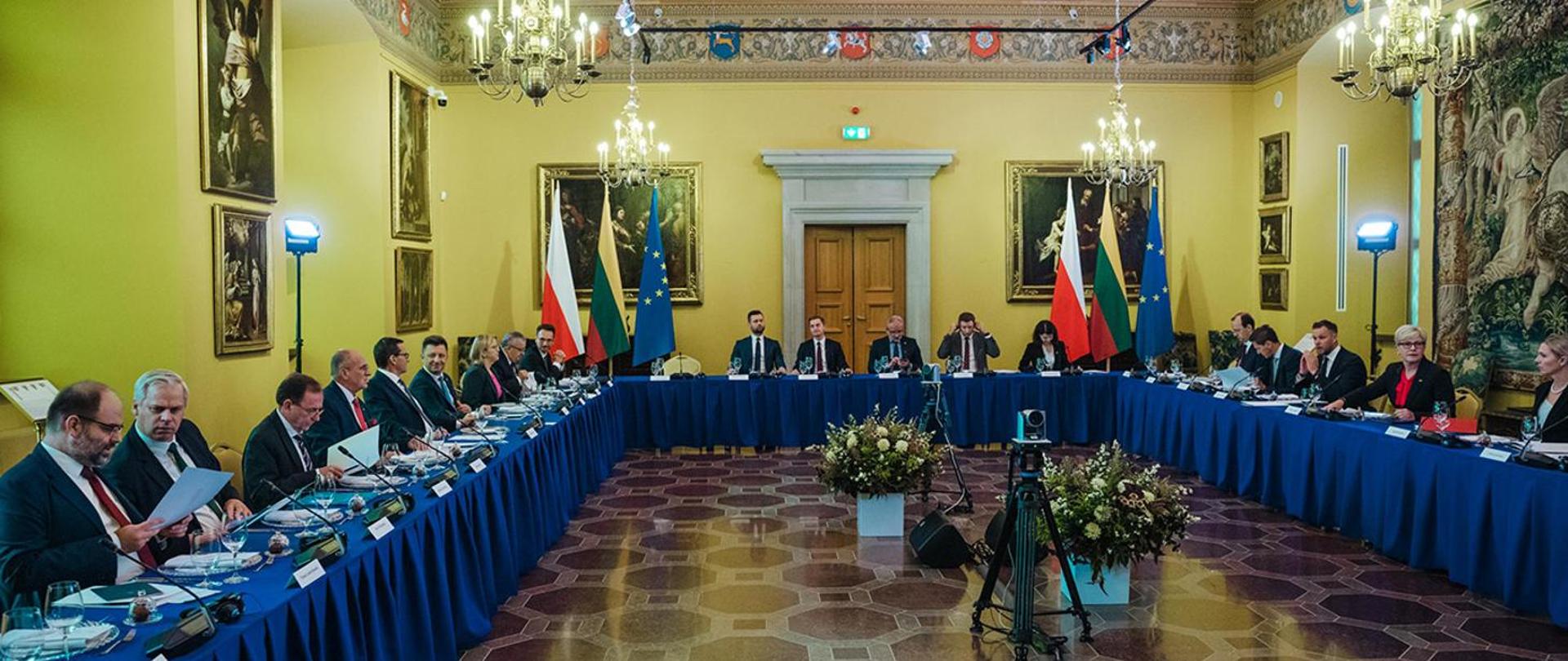 Polish-Lithuanian intergovernmental consultations