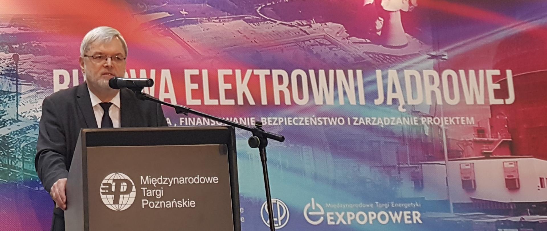 Dyrektor Departamentu Energii Jądrowej ME Józef Sobolewski podczas seminarium jądrowego na Targach EXPOPOWER 2018