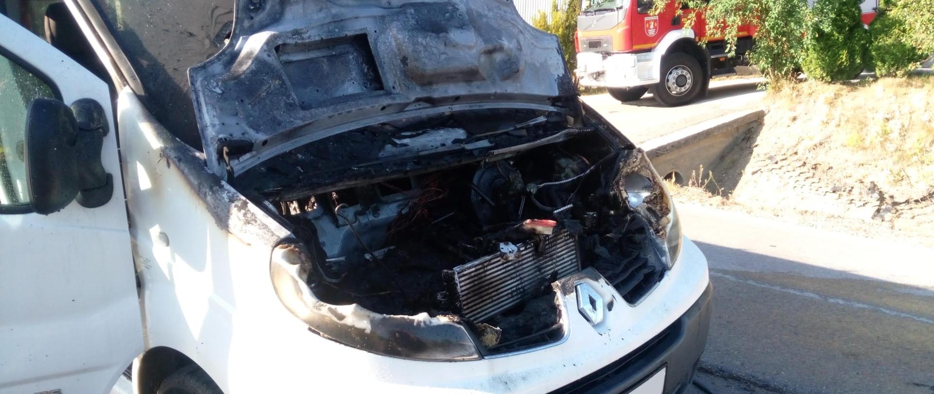 Pożar samochodu w Osielcu