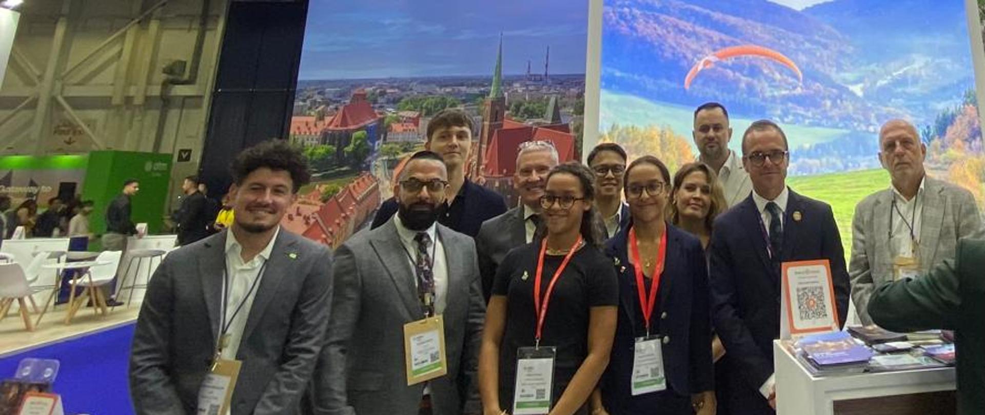 polskie stoisko narodowe na Arabian Travel Market 