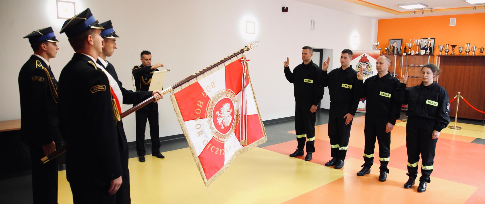 ŚLUBOWANIE STRAŻAKÓW