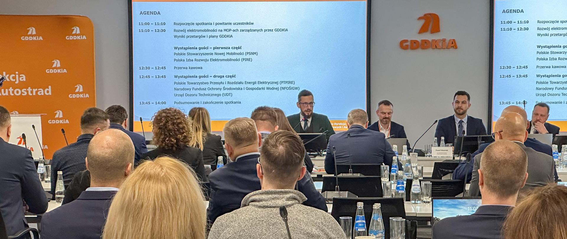 Rozwój infrastruktury do ładowania pojazdów elektrycznych zlokalizowanej na sieci TEN-T